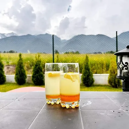 Mountain Jordan- With Jacuzzi