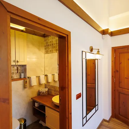 Villa Mountain Jordan- With Jacuzzi Razlog