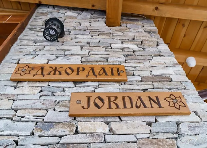 Mountain Jordan- With Jacuzzi