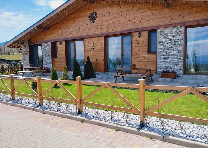 Mountain Jordan- With Jacuzzi