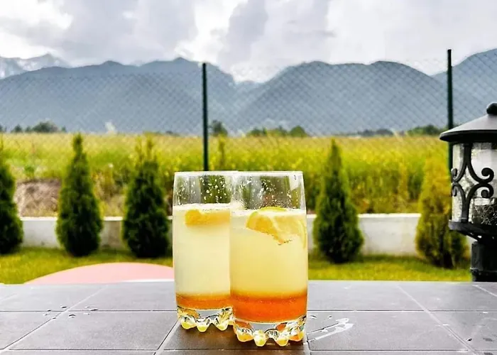 Mountain Jordan- With Jacuzzi