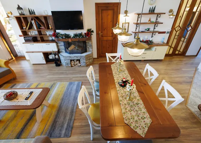 Mountain Jordan- With Jacuzzi Willa